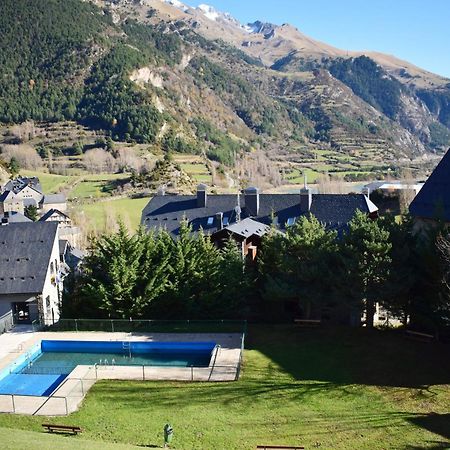 Saliecho Acogedor Apartamento Jardin Y Piscina Sallent de Gállego Exterior foto